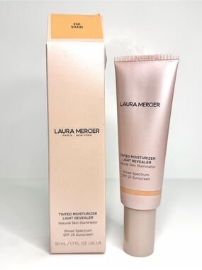 Laura Mercier Tinted Moisturizer Light Revealer SPF 25 3N1 SAND EXP 11/20